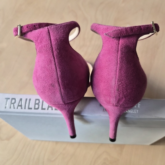Jimmy Choo Pink Suede Ankle Strap Heels | Size EU 35.5 | Pointed Toe Pumps - Picture 7 of 13